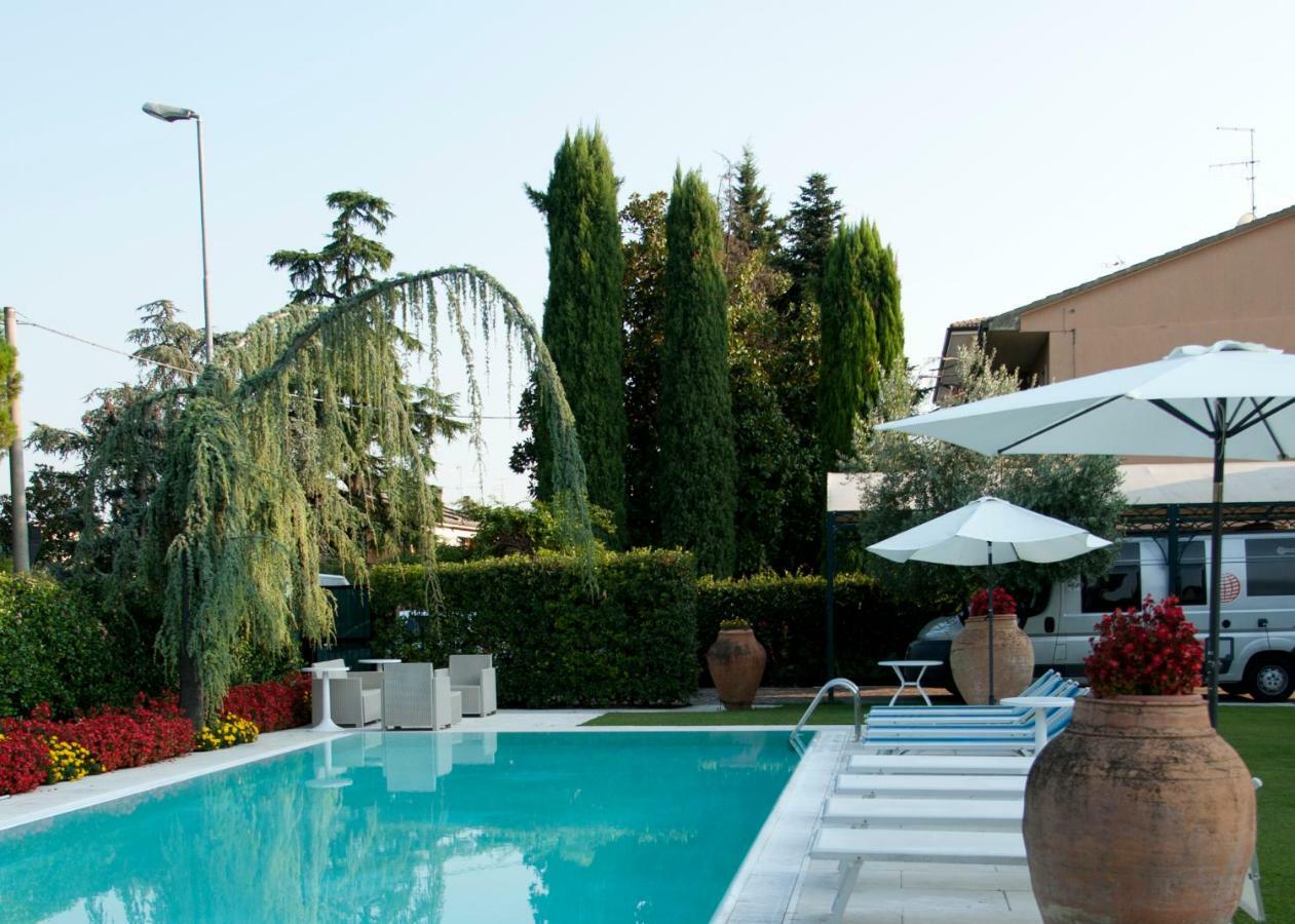 Villa Orange Pescantina ภายนอก รูปภาพ